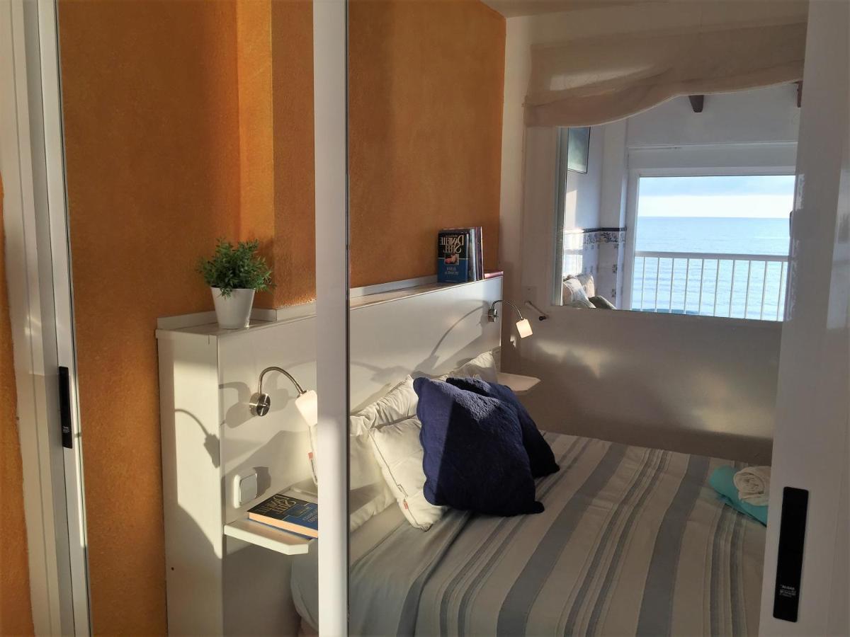 Beachfront And Bright Apartment Mareny Barraquetas Экстерьер фото