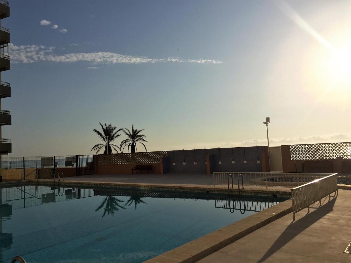Beachfront And Bright Apartment Mareny Barraquetas Экстерьер фото